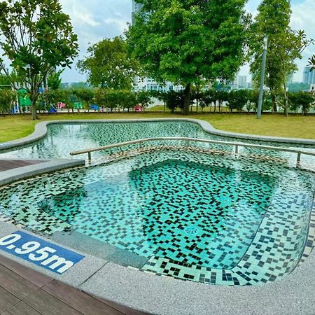 Studio, Cyberjaya, Netflix, Wifi, Free Parking, 3030 외부 사진